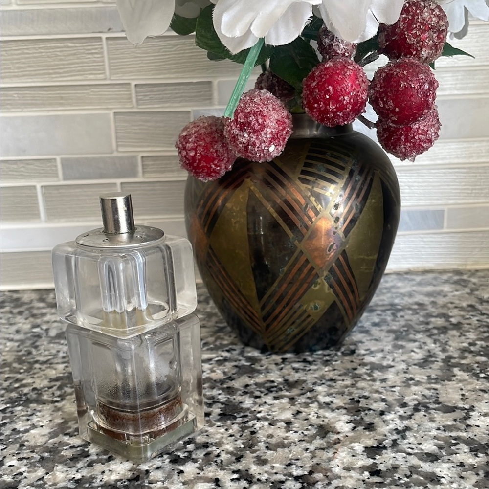 Clear Acrylic Pepper Mill